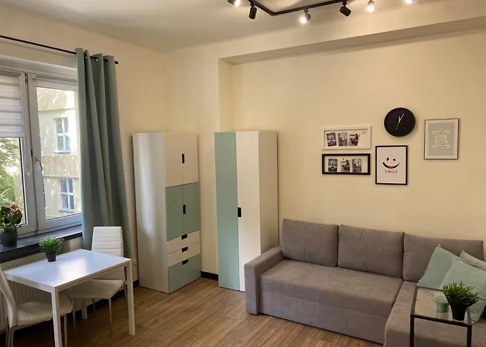 Apartament/kawalerka Dabrowskiego 22 Appartement